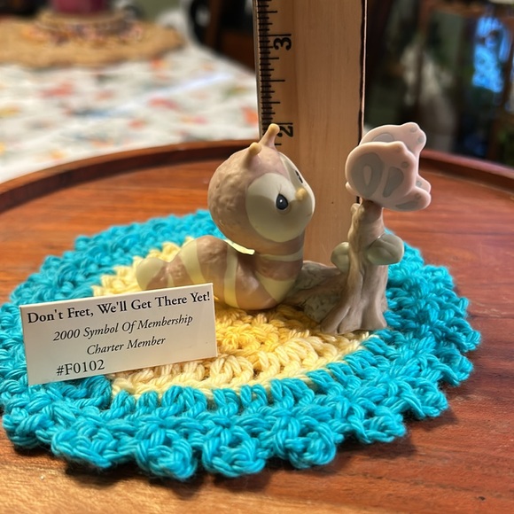 Precious Moments 1999 Don’t Fret, We’ll Get There Yet! Enesco Caterpillar NIB - Picture 6 of 14